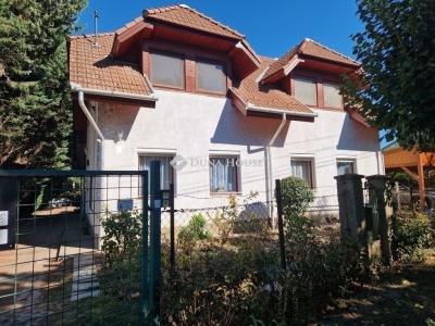 Eladó családi ház Maglód