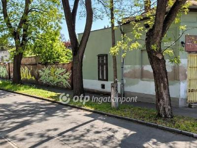 Eladó lakóövezeti telek Debrecen
