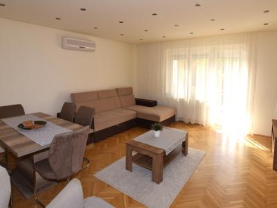 Eladó lakás Debrecen