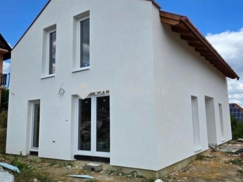 Eladó családi ház Pécs