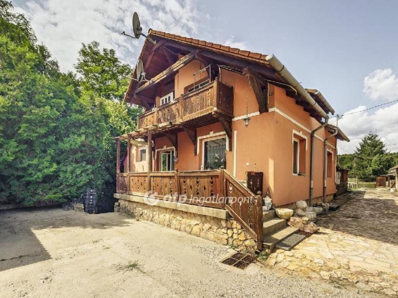 Eladó családi ház Miskolc