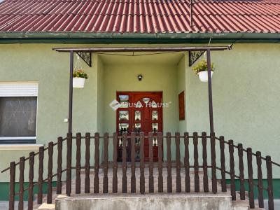 Eladó családi ház Albertirsa