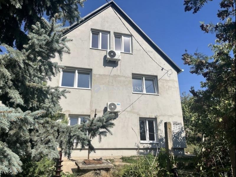 Eladó családi ház Pécs