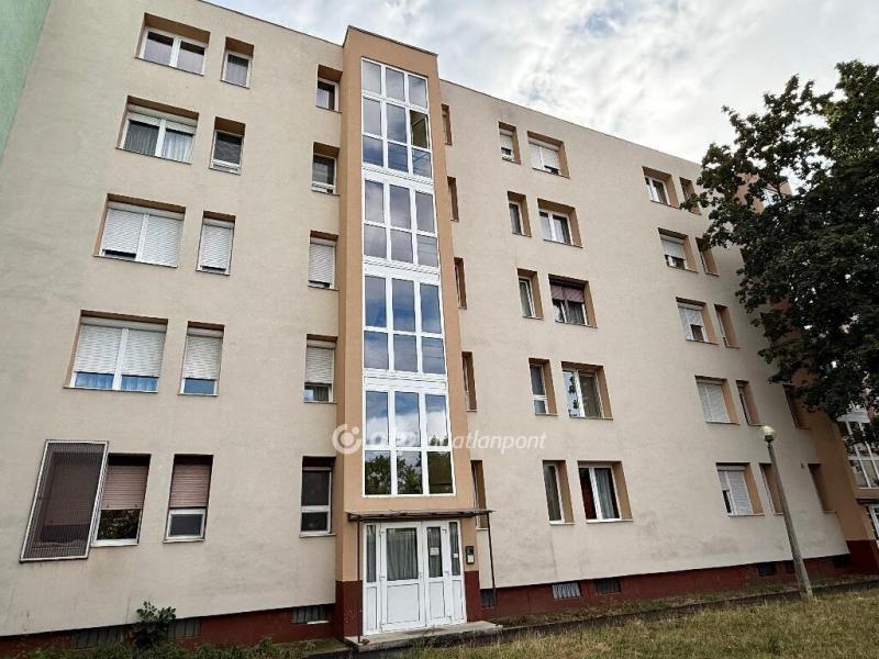 Eladó lakás Nyíregyháza