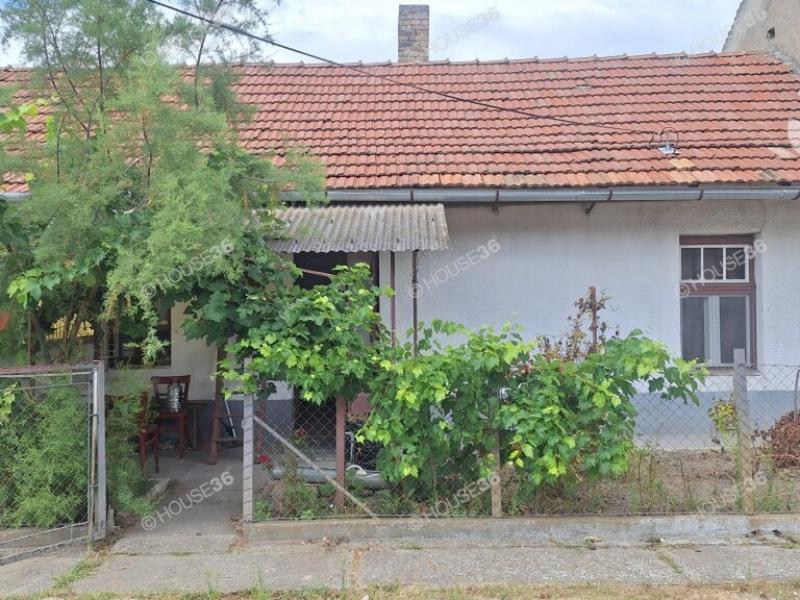 Eladó házrész Kiskunfélegyháza