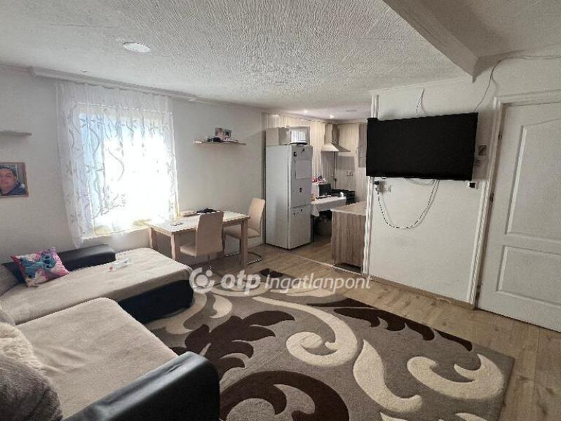 Eladó családi ház Mezőcsát