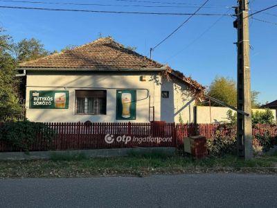 Eladó étterem, vendéglő Püspökladány