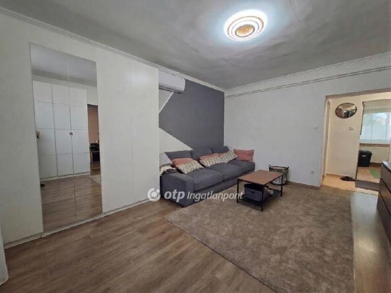 Eladó lakás Berekfürdő
