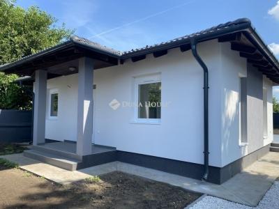Eladó családi ház Üllő