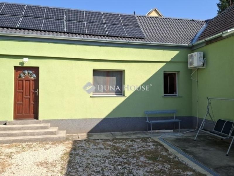 Eladó családi ház Pécs