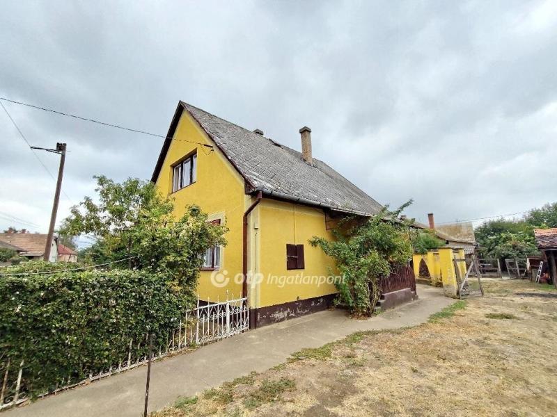 Eladó családi ház Hajdúhadház