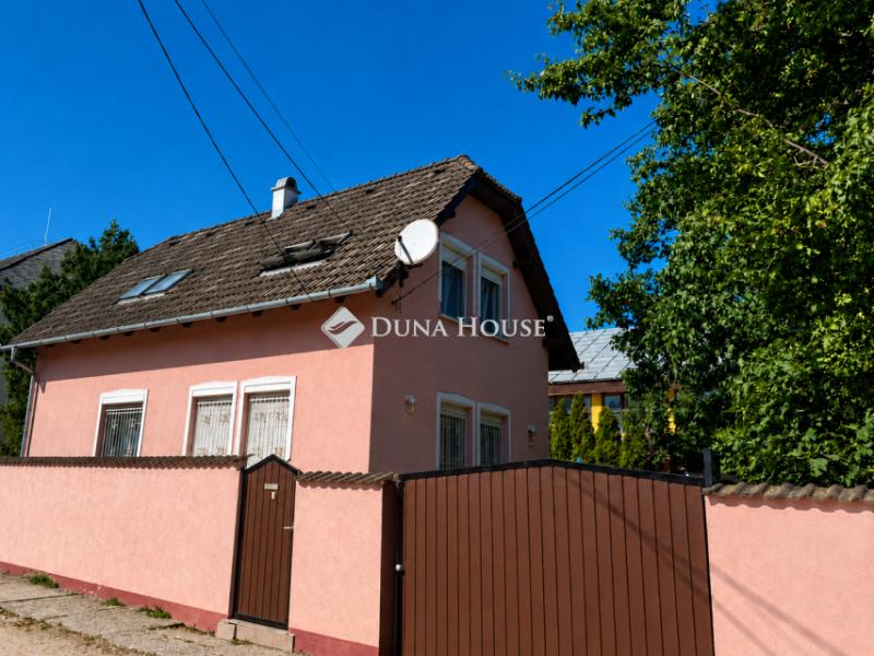 Eladó családi ház Gyömrő