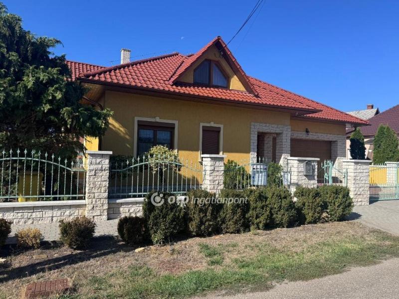 Eladó családi ház Tiszafüred