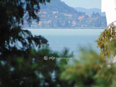 Eladó nyaraló - 8646 Balatonfenyves