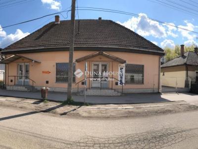 Eladó utcai bejáratú üzlethelység - 5055 Jászladány, Kossuth Lajos utca