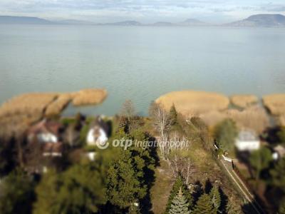Eladó nyaraló - 8646 Balatonfenyves