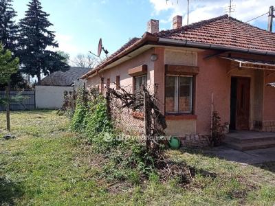 Eladó családi ház - 5700 Gyula