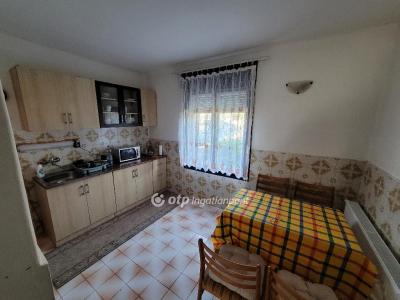 Eladó családi ház - 7900 Szigetvár