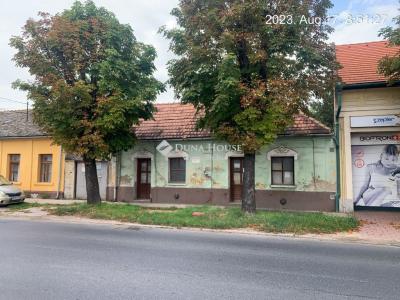 Eladó családi ház - 2890 Tata, Somogyi Béla utca