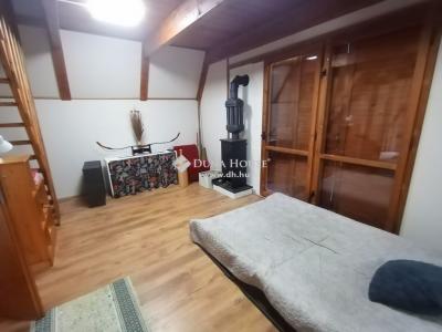 Eladó családi ház - 2252 Tóalmás