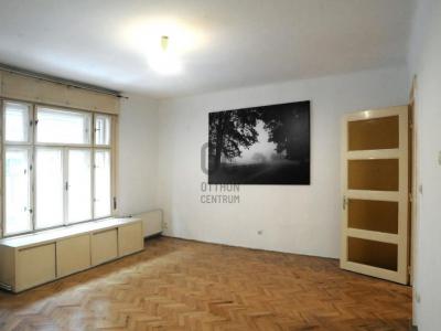 Eladó lakás - 1082 Budapest, VIII. kerület , Corvin köz