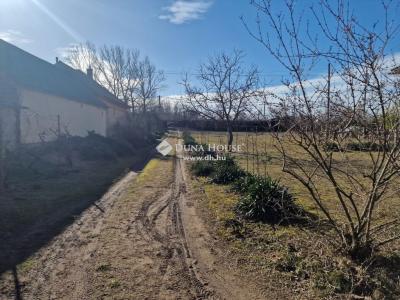 Eladó családi ház - 2162 Őrbottyán