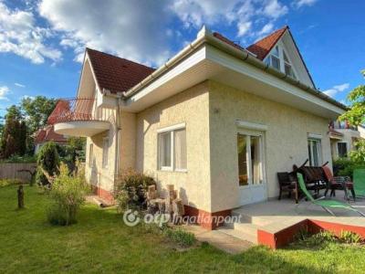 Eladó családi ház - 4032 Debrecen