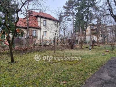Eladó lakás - 4032 Debrecen