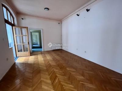 Eladó lakás - 7621 Pécs
