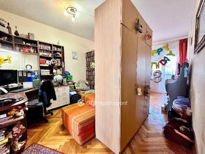 Eladó lakás - 3700 Kazincbarcika, Rákóczi tér
