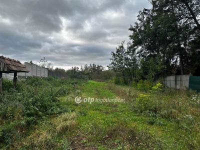 Eladó lakóövezeti telek - 9084 Győrság