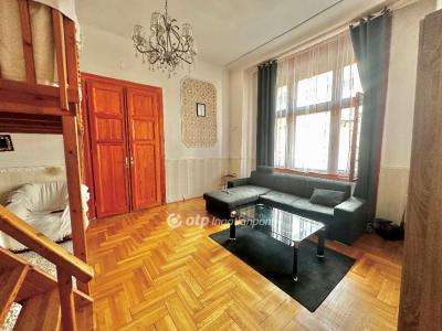 Eladó lakás - 1081 Budapest, VIII. kerület 