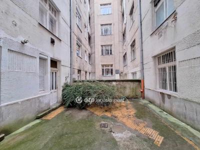 Eladó lakás - 1016 Budapest, I. kerület , Naphegy utca
