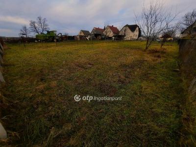 Eladó lakóövezeti telek - 8653 Ádánd