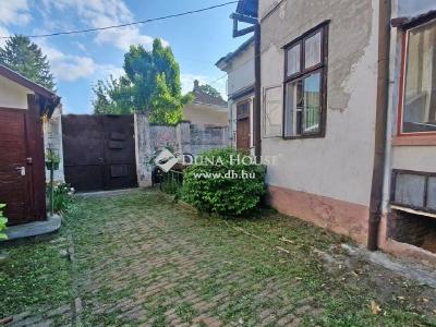 Eladó családi ház - 8800 Nagykanizsa