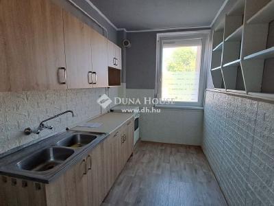 Eladó lakás - 8900 Zalaegerszeg, Platán sor