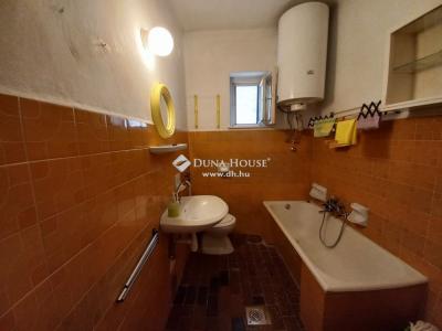 Eladó családi ház - 7634 Pécs