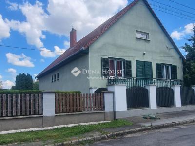 Eladó családi ház - 7631 Pécs, Kultúrház utca