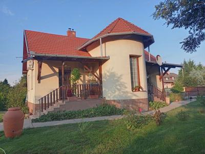 Eladó családi ház - 6044 Kecskemét