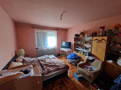 Eladó családi ház - 4063 Debrecen