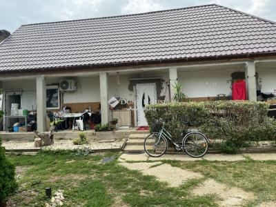 Eladó családi ház - 2721 Pilis