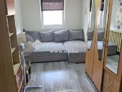 Eladó családi ház - 7733 Geresdlak
