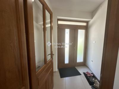 Eladó családi ház - 2081 Piliscsaba