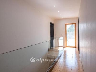 Eladó családi ház - 8220 Balatonalmádi