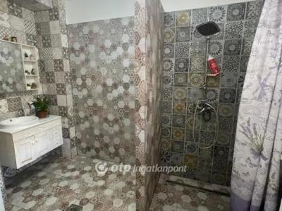 Eladó családi ház - 2760 Nagykáta