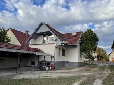 Eladó családi ház - 6065 Lakitelek, Árpád utca
