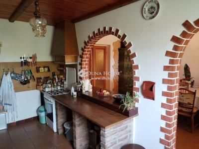 Eladó családi ház - 2730 Albertirsa