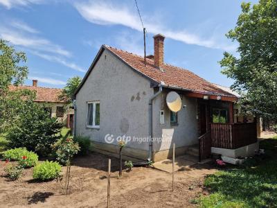 Eladó családi ház - 4220 Hajdúböszörmény