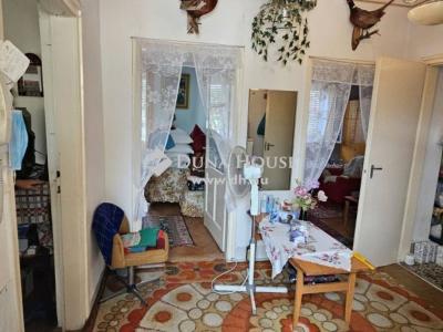 Eladó családi ház - 2243 Kóka