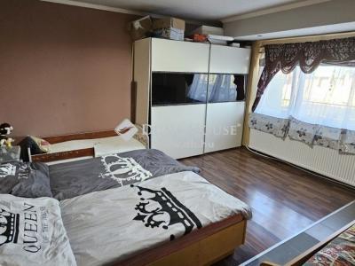 Eladó családi ház - 2253 Tápióság